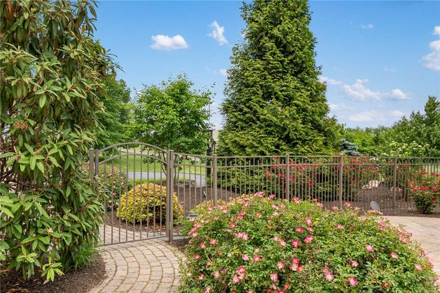 1880 Hamilton Drive, Lower Milford Twp, PA 18036