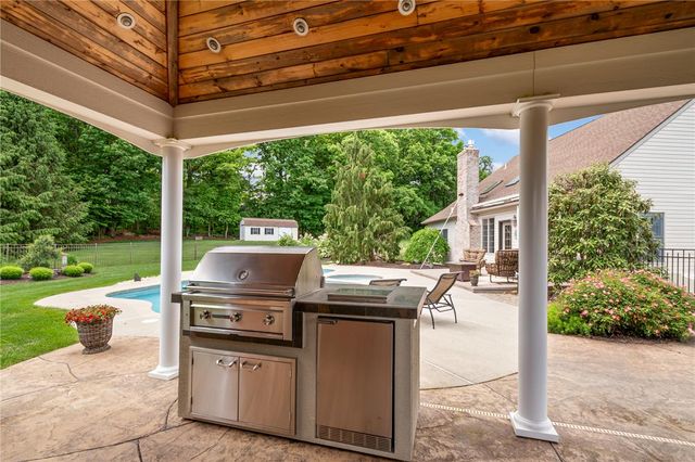 1880 Hamilton Drive, Lower Milford Twp, PA 18036
