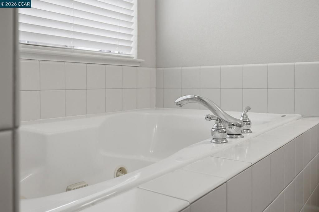 Image 28 of property listing at 6809 New Melones Cir, Discovery Bay, CA 94505