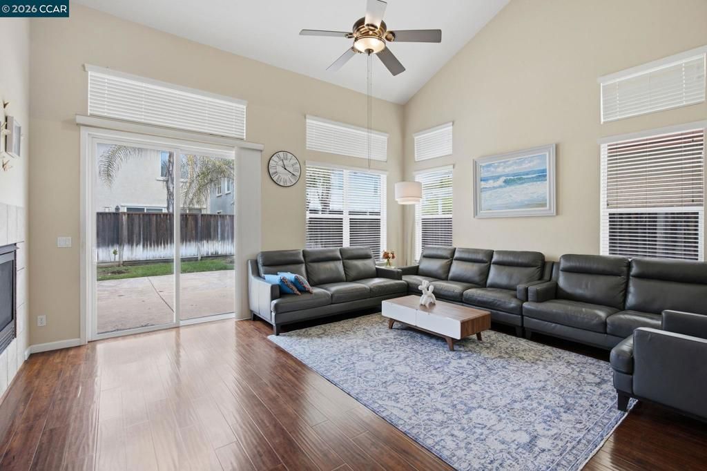 Image 6 of property listing at 6809 New Melones Cir, Discovery Bay, CA 94505