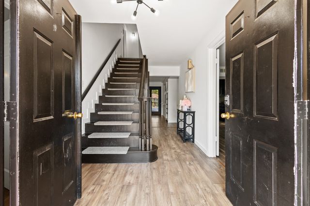 6903 Woodhill Road, Dallas, TX 75217