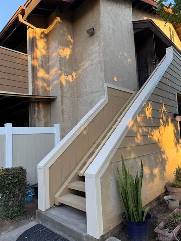 621 R Ave 22, National City, CA 91950