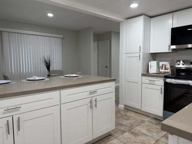 621 R Ave 22, National City, CA 91950