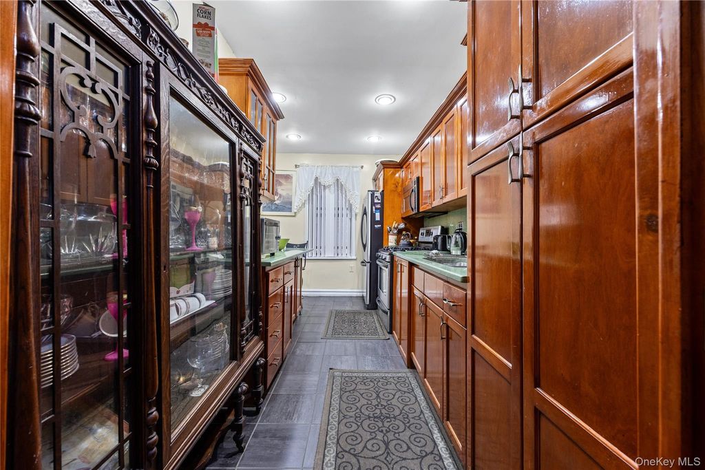 860 Grand Concourse 4N, Bronx, NY 10451 — exterior