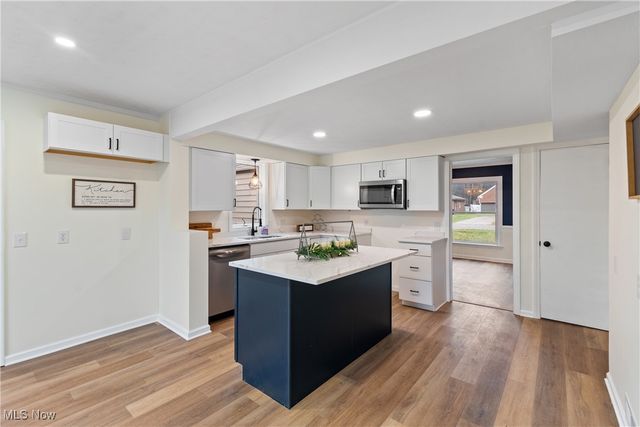 159 White Pond Drive, Akron, OH 44313