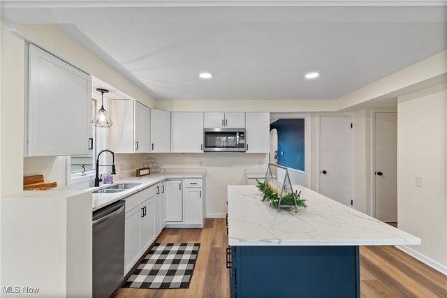 159 White Pond Drive, Akron, OH 44313