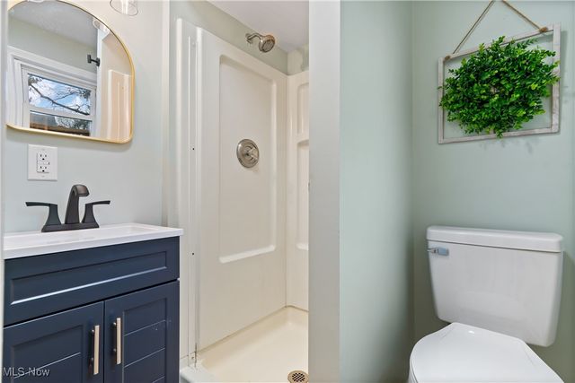 159 White Pond Drive, Akron, OH 44313