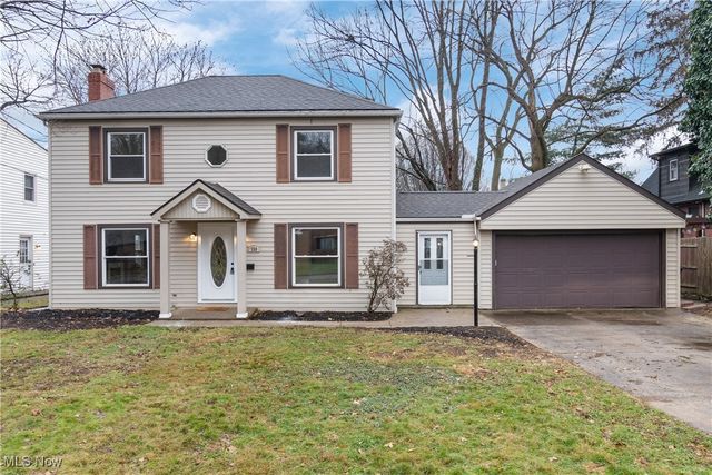 159 White Pond Drive, Akron, OH 44313