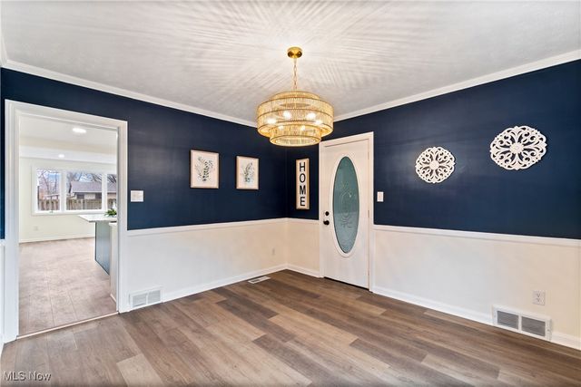 159 White Pond Drive, Akron, OH 44313