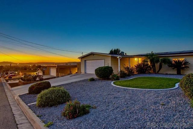 11038 Larkridge St, Santee, CA 92071