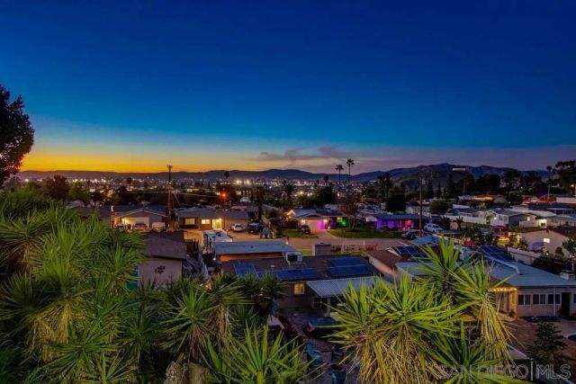 11038 Larkridge St, Santee, CA 92071