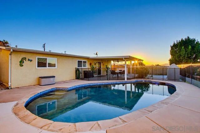 11038 Larkridge St, Santee, CA 92071