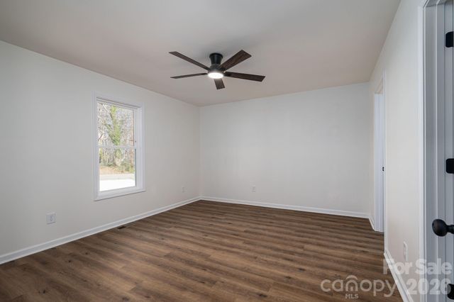 1928 Noles Circle, Lincolnton, NC 28092