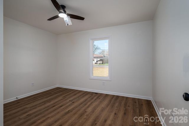 1928 Noles Circle, Lincolnton, NC 28092