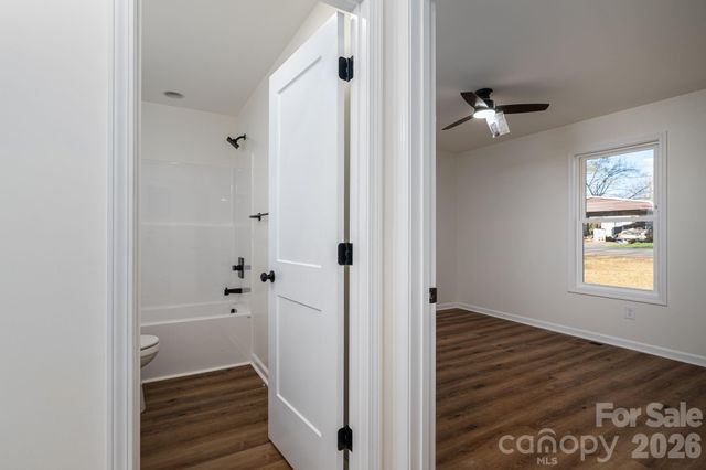 1928 Noles Circle, Lincolnton, NC 28092