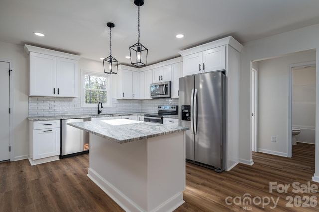 1928 Noles Circle, Lincolnton, NC 28092