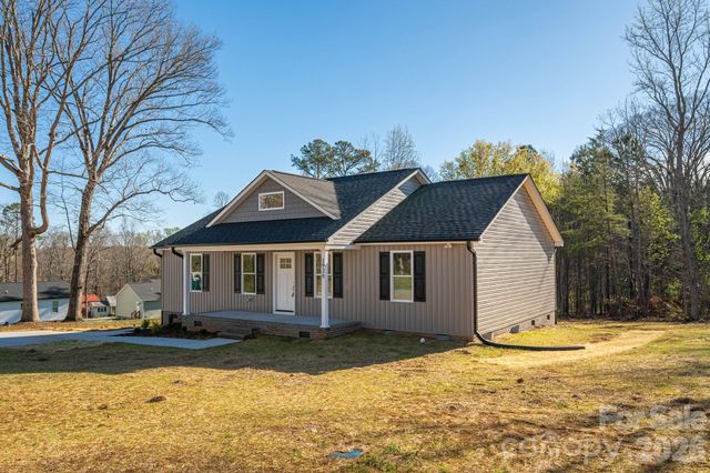 1928 Noles Circle, Lincolnton, NC 28092