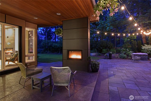 8587 Springridge Road NE, Bainbridge Island, WA 98110