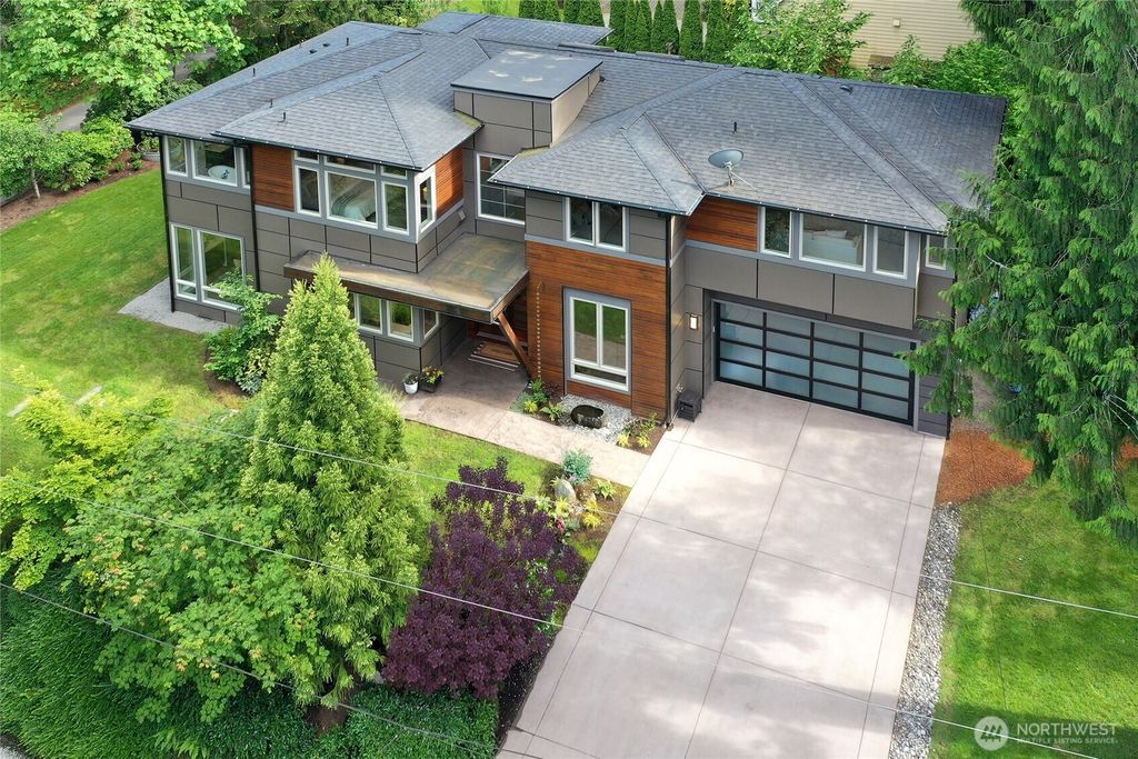 8587 Springridge Road NE, Bainbridge Island, WA 98110