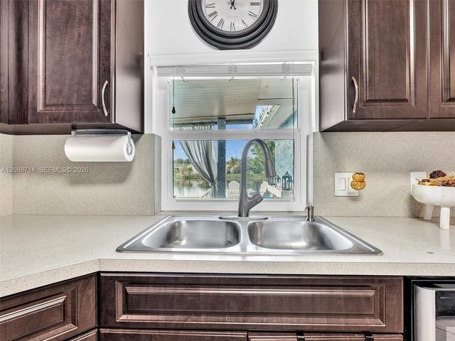 8500 NW 7th Street, Pembroke Pines, FL 33024