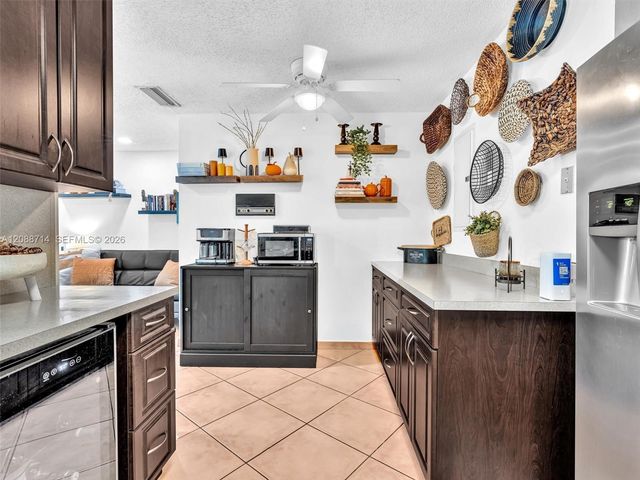 8500 NW 7th Street, Pembroke Pines, FL 33024