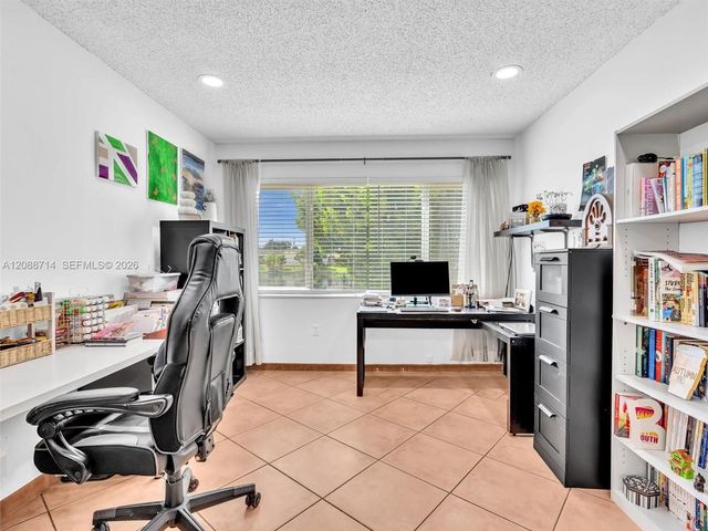 8500 NW 7th Street, Pembroke Pines, FL 33024