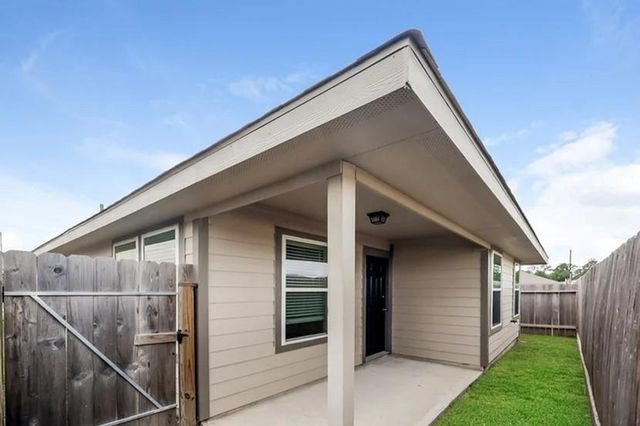 17327 Cuthbert Street, Humble, TX 77346