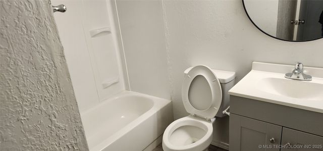 6605 S Zunis Avenue 2403, Tulsa, OK 74136