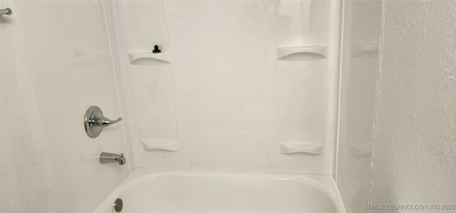 6605 S Zunis Avenue 2403, Tulsa, OK 74136