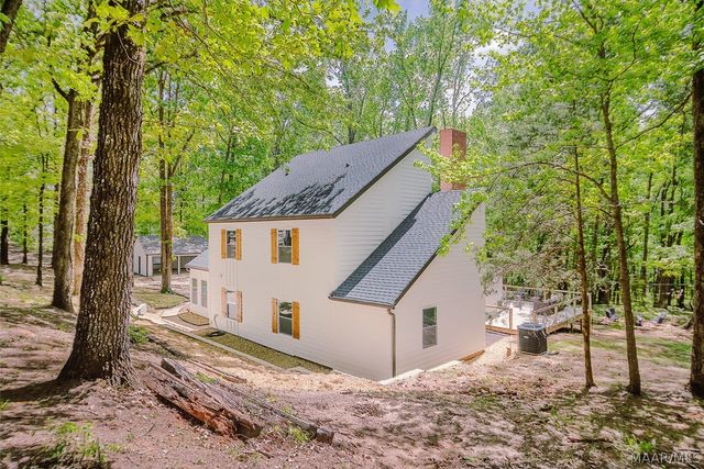 2810 Trotters Trail, Wetumpka, AL 36093