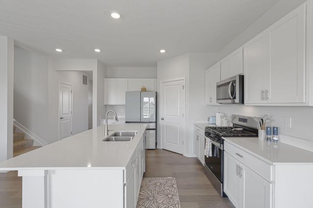 758 Leslie Drive, Plain City, OH 43064