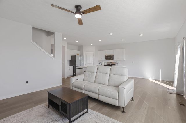 758 Leslie Drive, Plain City, OH 43064