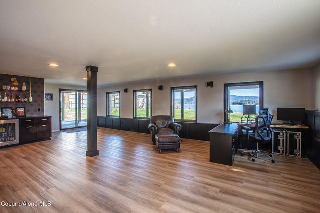 475 Campbell Point RD, Laclede, ID 83841
