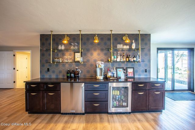 475 Campbell Point RD, Laclede, ID 83841