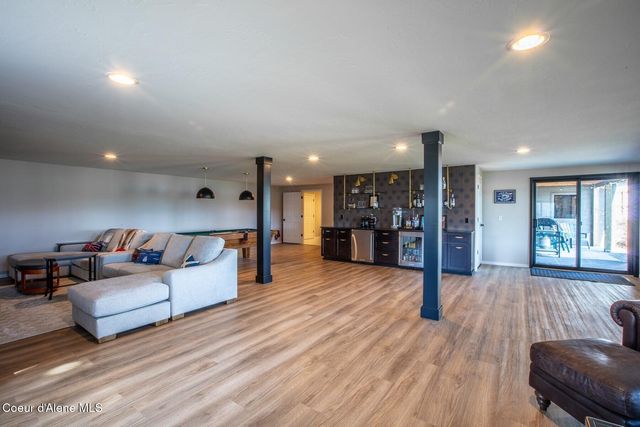 475 Campbell Point RD, Laclede, ID 83841