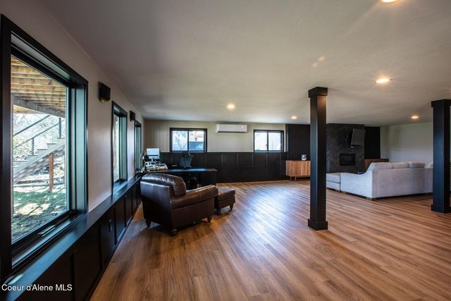 475 Campbell Point RD, Laclede, ID 83841