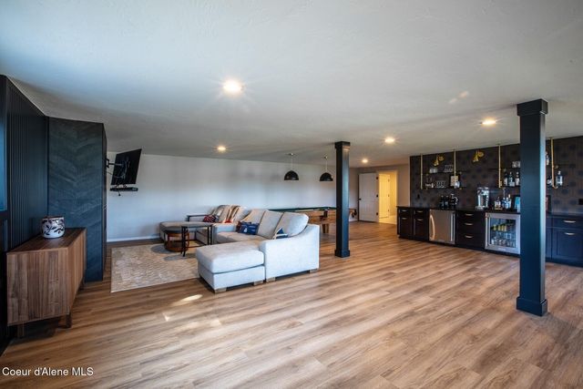 475 Campbell Point RD, Laclede, ID 83841