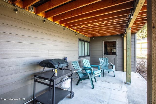 475 Campbell Point RD, Laclede, ID 83841