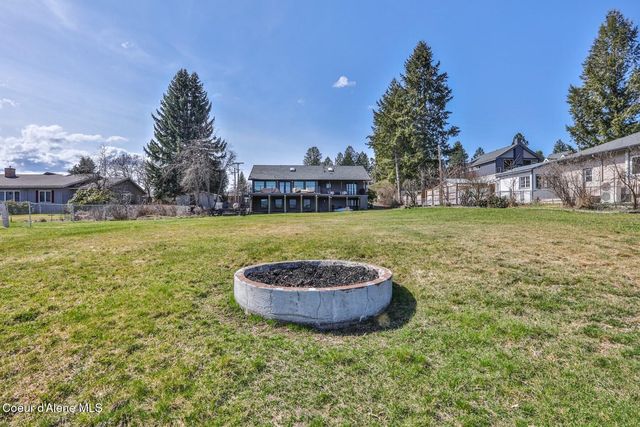 475 Campbell Point RD, Laclede, ID 83841