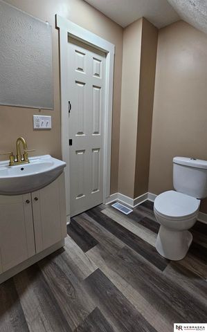 3734 S 23rd Street, Omaha, NE 68107