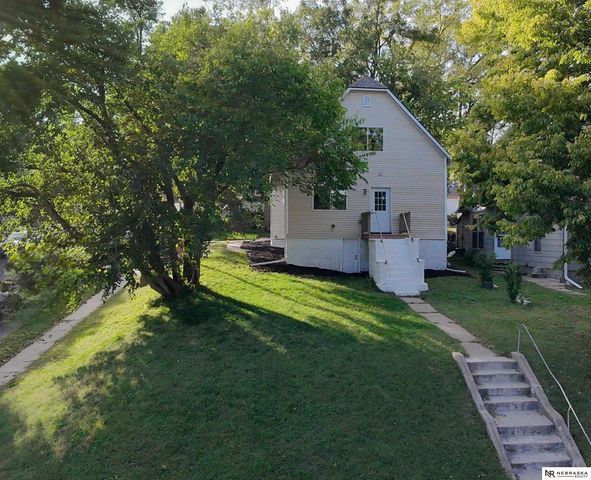 3734 S 23rd Street, Omaha, NE 68107