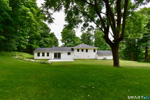 52 Curtis Road, Bridgewater, CT 06752