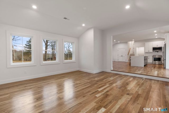 52 Curtis Road, Bridgewater, CT 06752