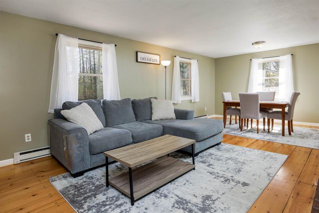 14 Greensward Drive, Grantham, NH 03753