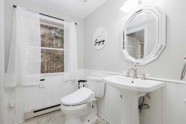14 Greensward Drive, Grantham, NH 03753