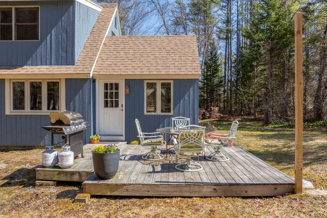 14 Greensward Drive, Grantham, NH 03753