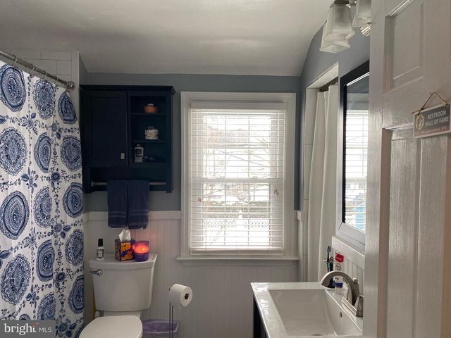 908 ROBERTS AVE, Drexel Hill, PA 19026