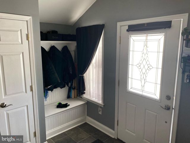 908 ROBERTS AVE, Drexel Hill, PA 19026