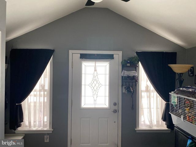 908 ROBERTS AVE, Drexel Hill, PA 19026