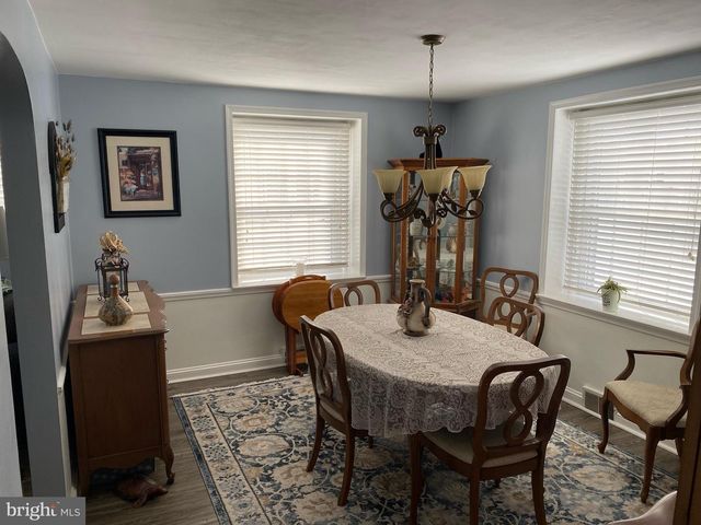 908 ROBERTS AVE, Drexel Hill, PA 19026